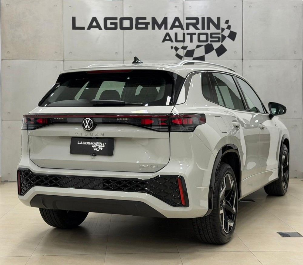 Volkswagen Tiguan R-Line — foto 4